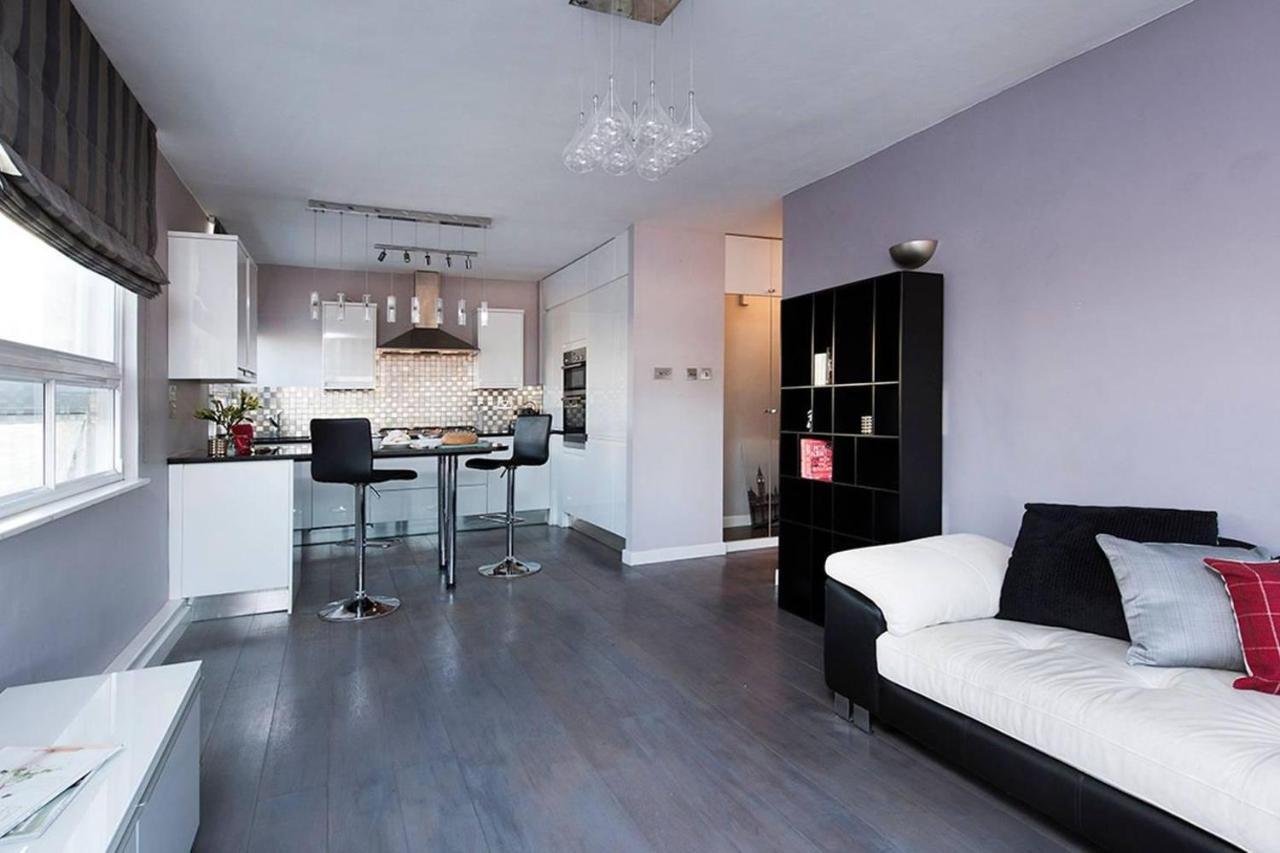 2 Bedroom Landward Court * London