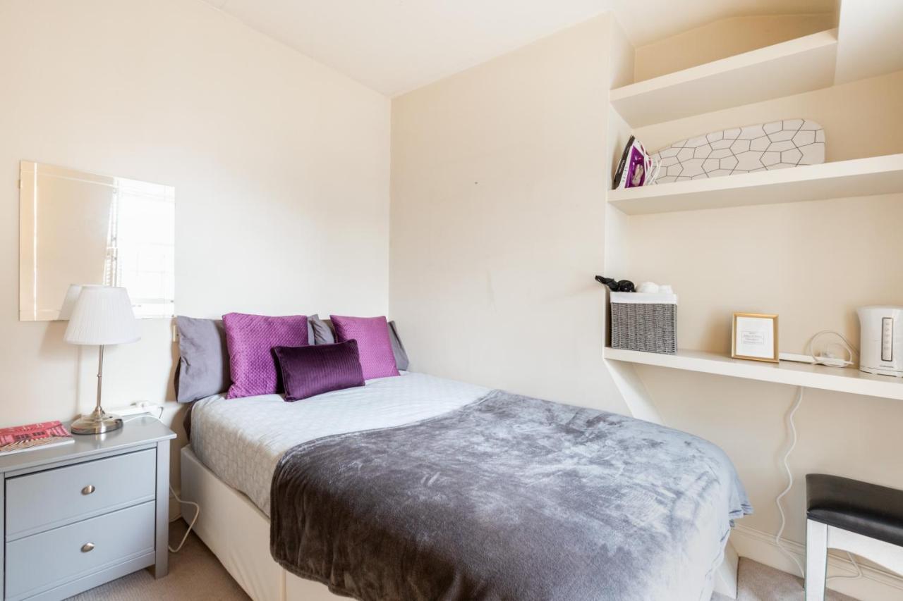 Harrods Bed & Breakfast Londen