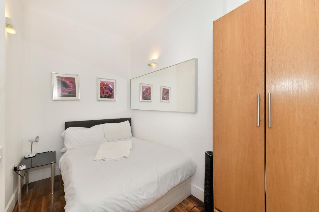 Kensington Comfort Apartment *