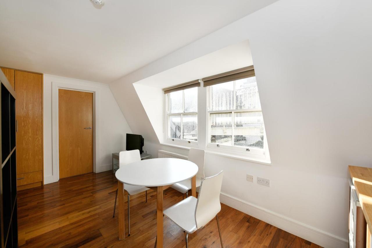 Kensington Comfort Apartment *