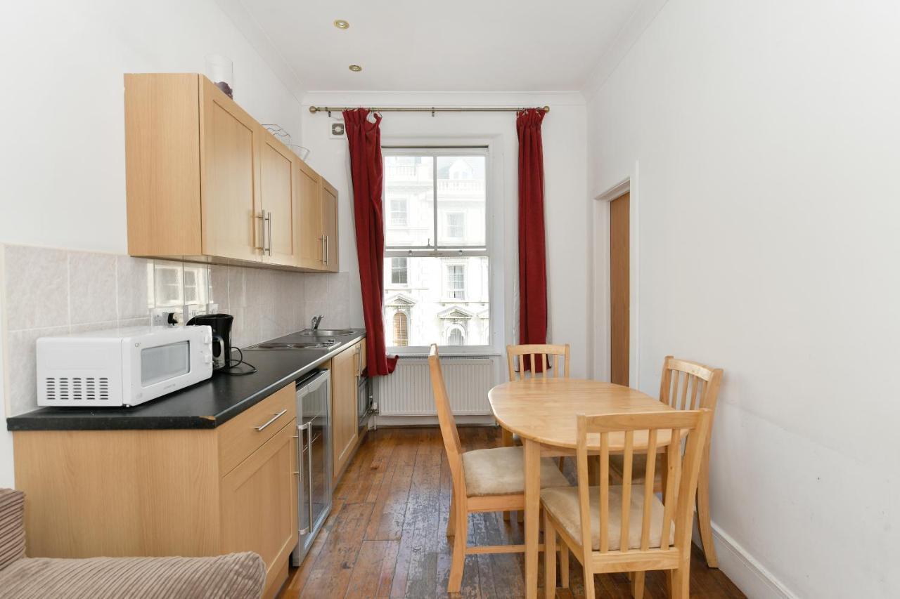 Kensington Comfort * London