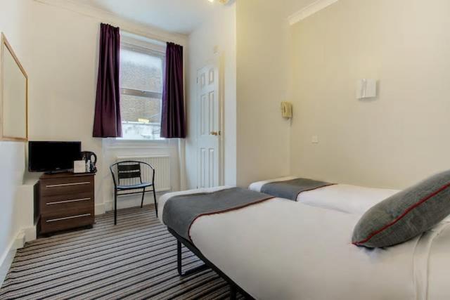 Enrico Hotel 2*