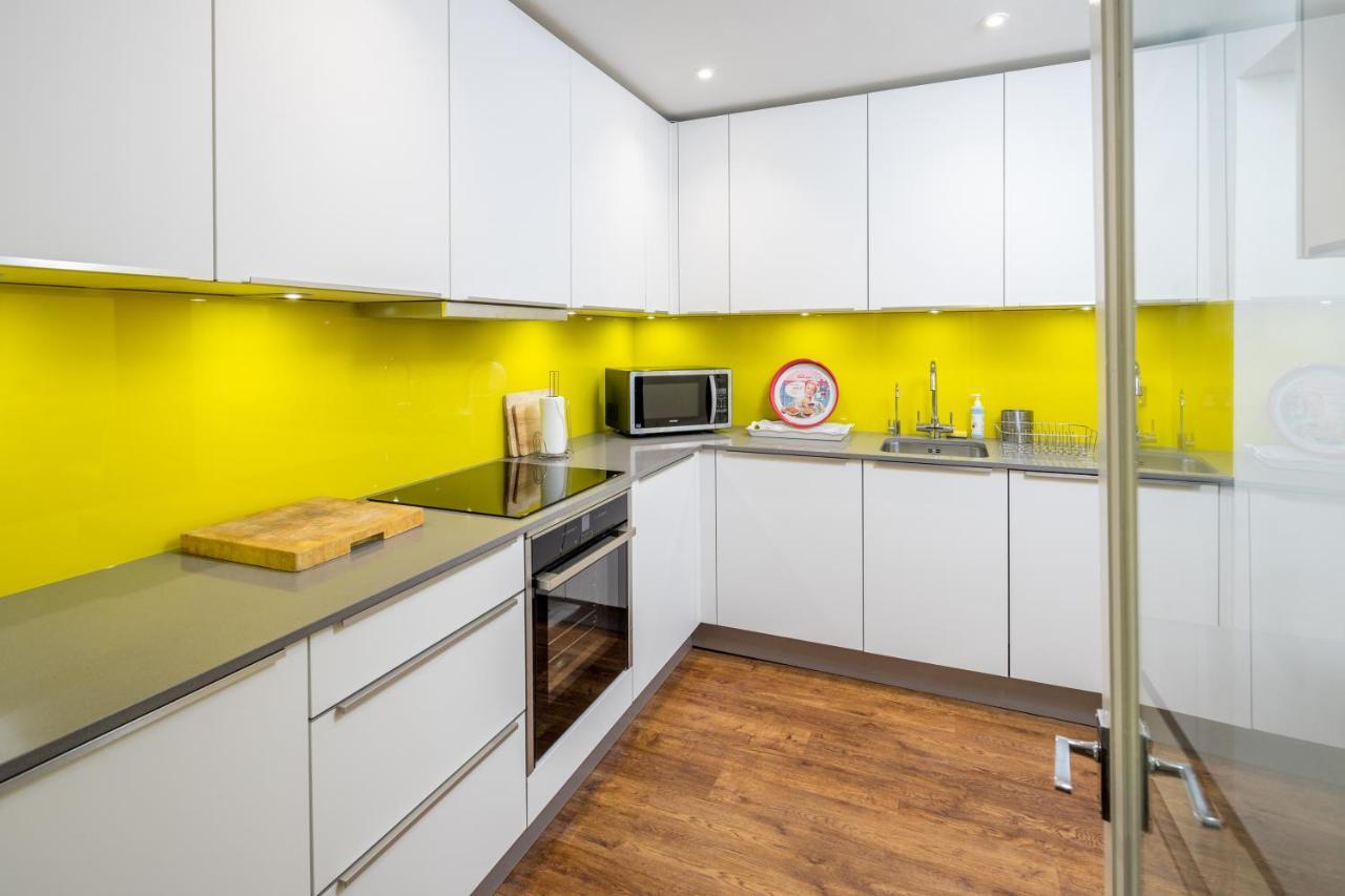 Stunning Flat With Garden In West *