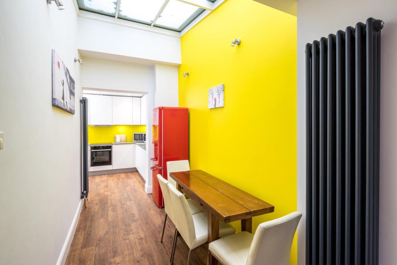 Stunning Flat With Garden In West *