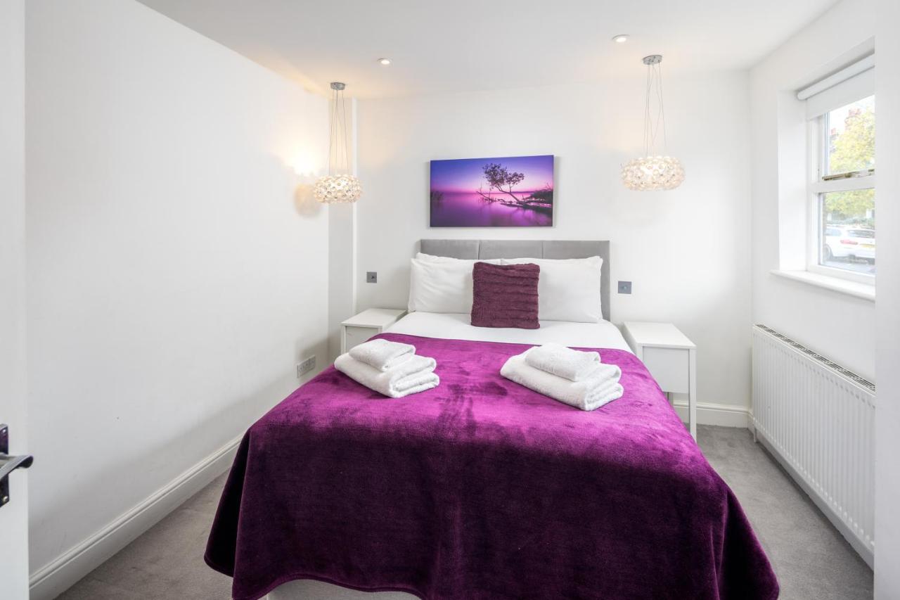Stunning Flat With Garden In West Apartment London