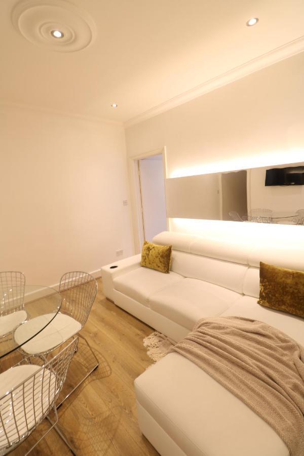 3bd Garden By Westfield Apartment London