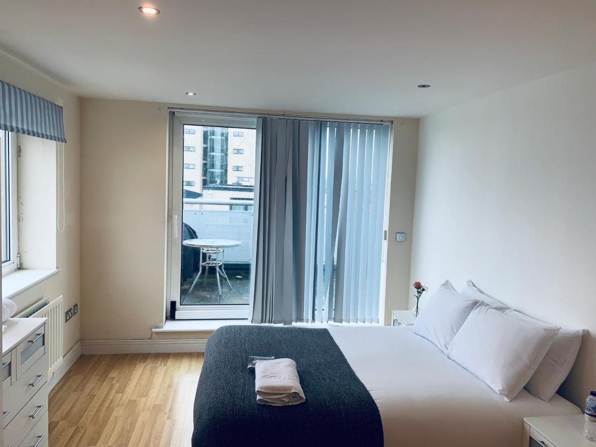 Guest house Capital Docklands London