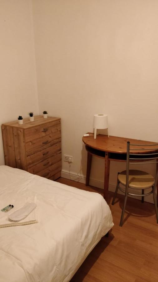 Guest house Fieldgate Spacious *