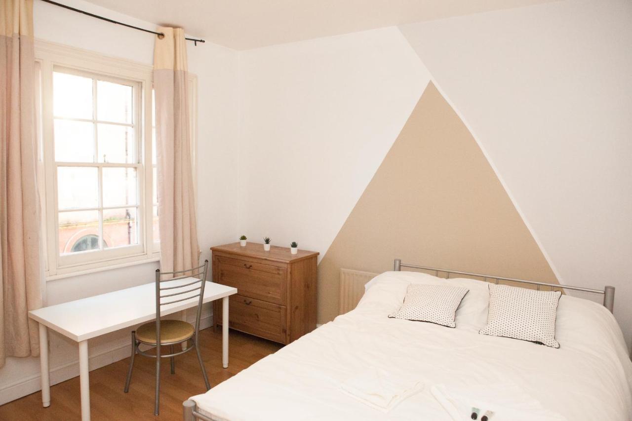 Fieldgate Spacious * London