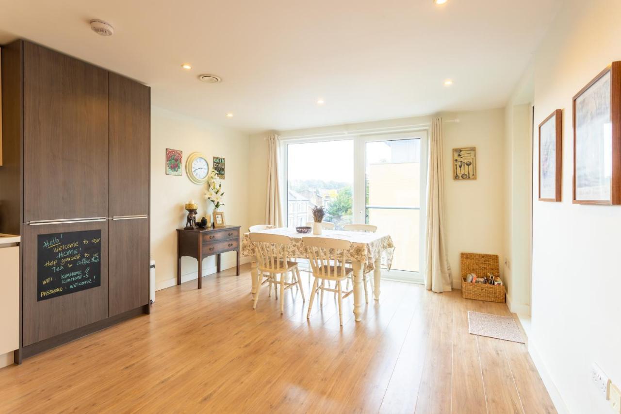 Amazing Modern 2 Bedroom Flat In Greenwich For 4 People * Londra