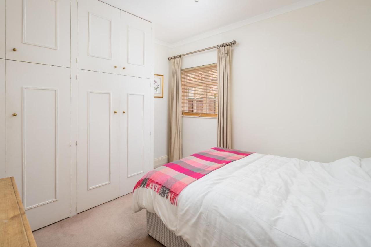 Charming 2br Flat With Patio In Hammersmith London