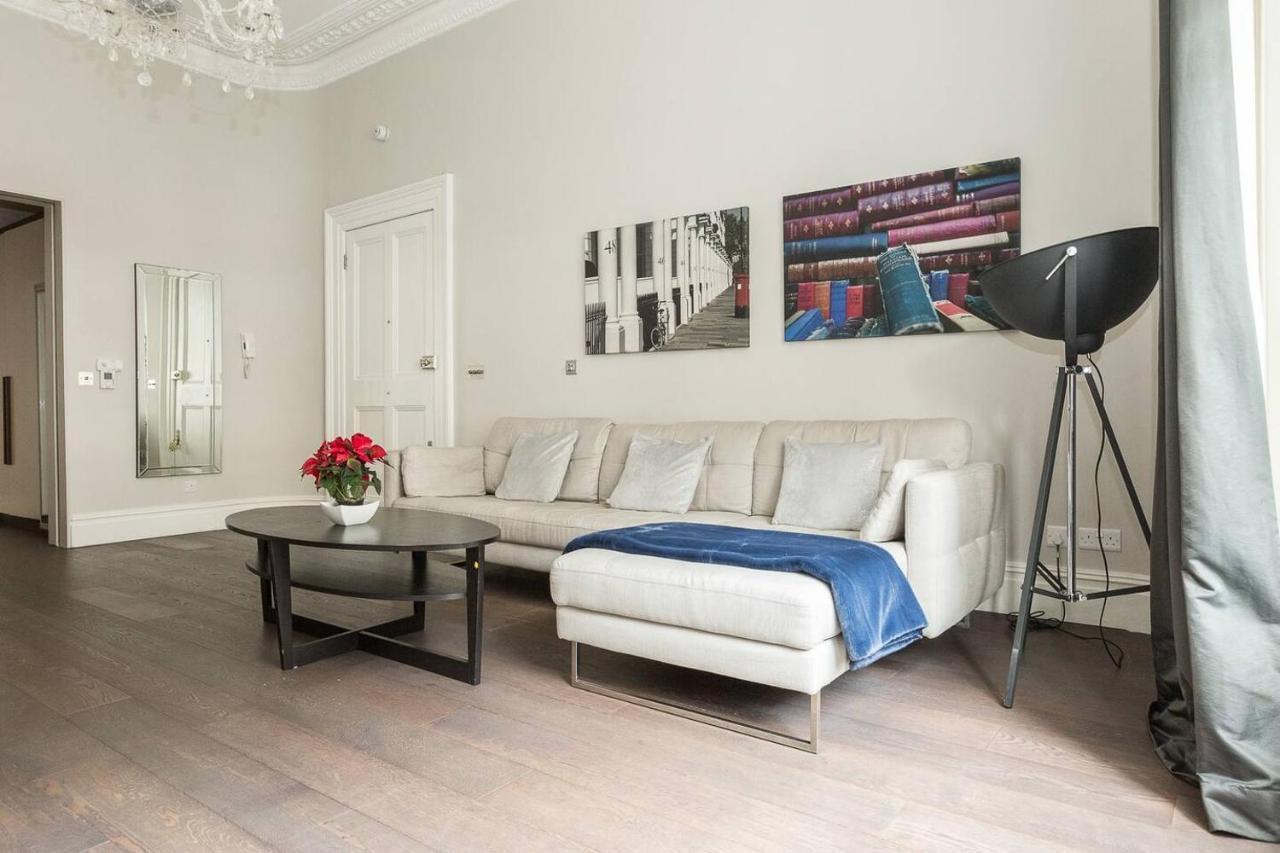 Modern 1br Period In Kensington Londra