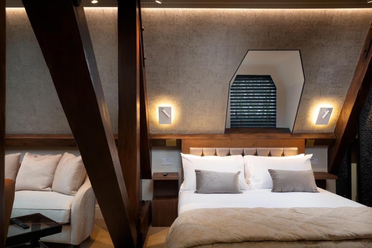 Hotel The Lansbury Heritage A Sunday - Canary Wharf Londra