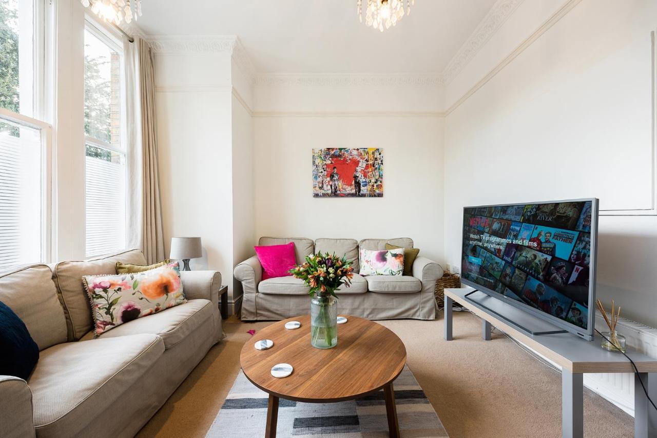 Heart Of Ealing With Garden * Londen
