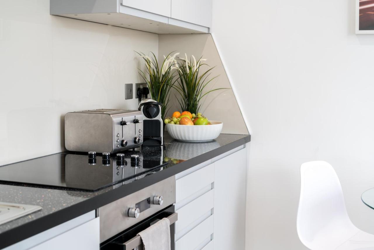 Skyline Serviced - Battersea Park Appartement *