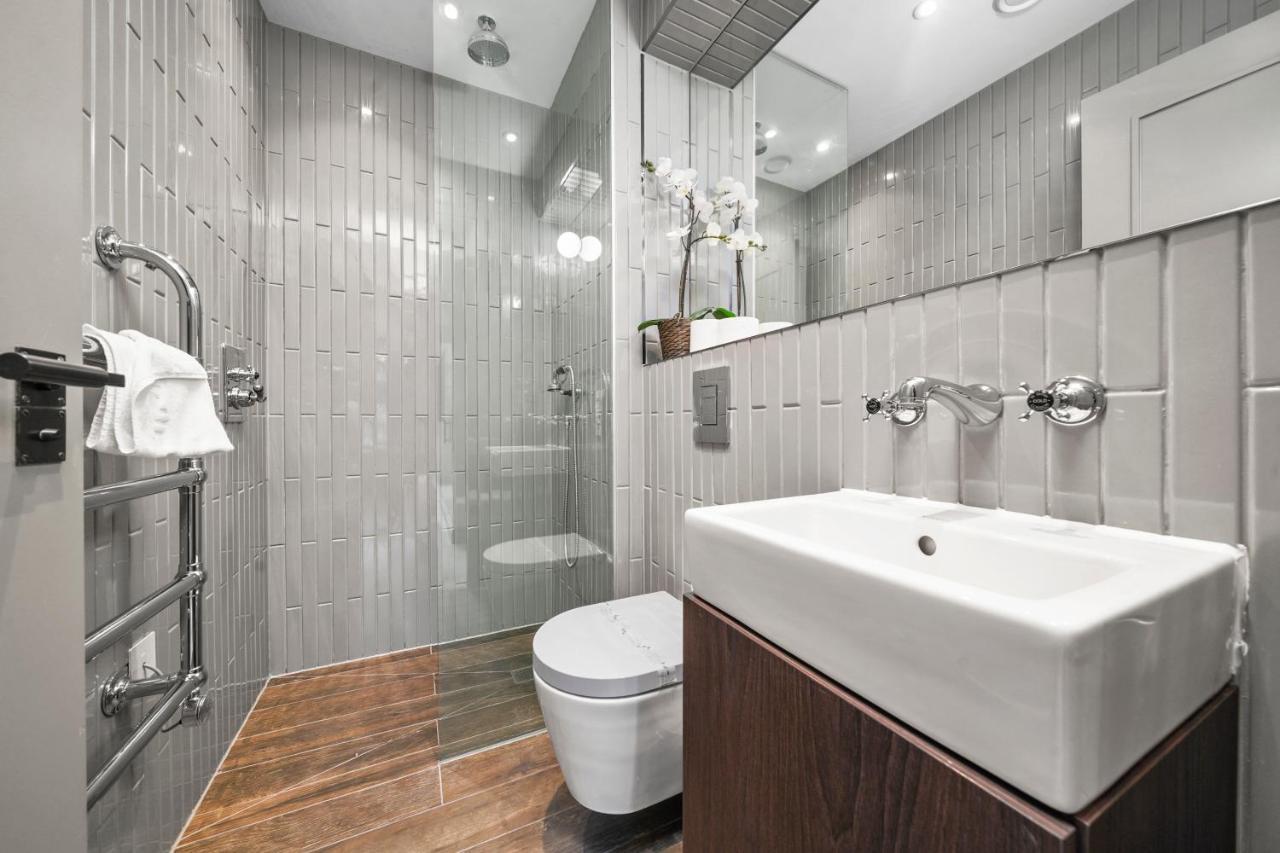 2 Bed Lux Near Free Wifi By Aparts Leilighet