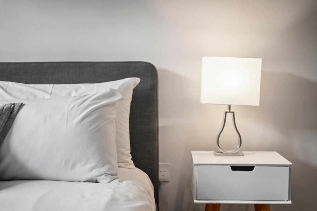 2 Bed Lux Near Free Wifi By Aparts Leilighet *