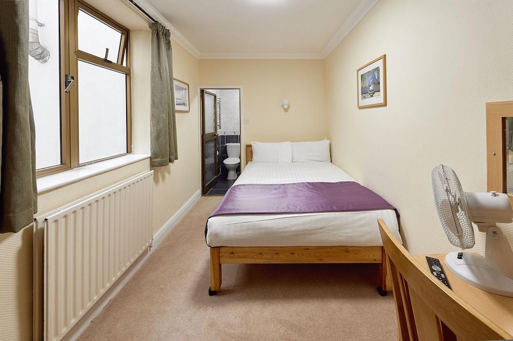 Hotel Oyo 24 Sussex, Paddington 3*