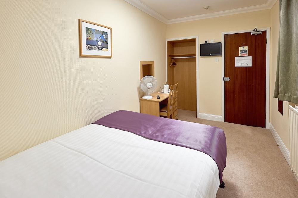 Oyo 24 Sussex, Paddington 3* London