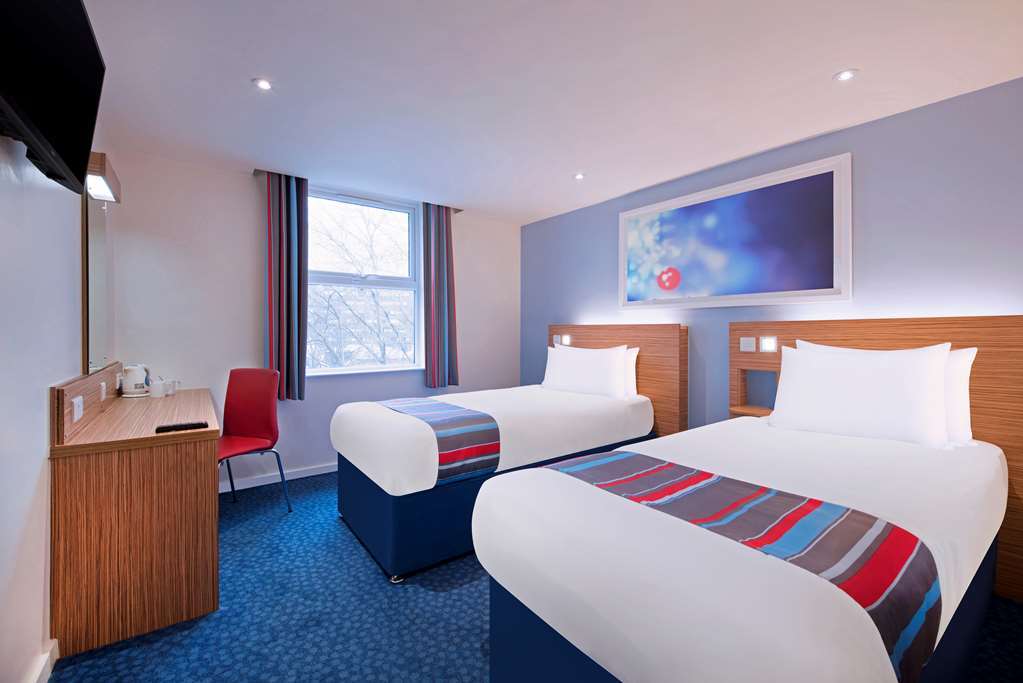 Travelodge Kings Cross Royal Scott Hotell 3*