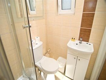 Park View Hotell 3*