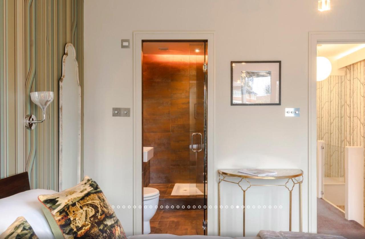 Neon Melody - Playful 2 Bedrooms By Bridge Appartement Londres