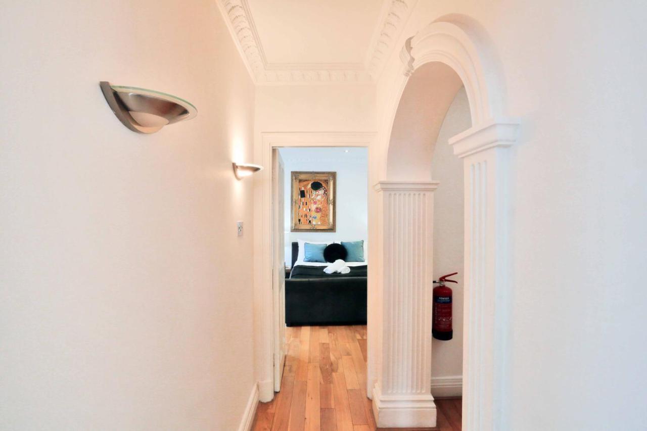 Guest house Belgravia Townhouse Suites London