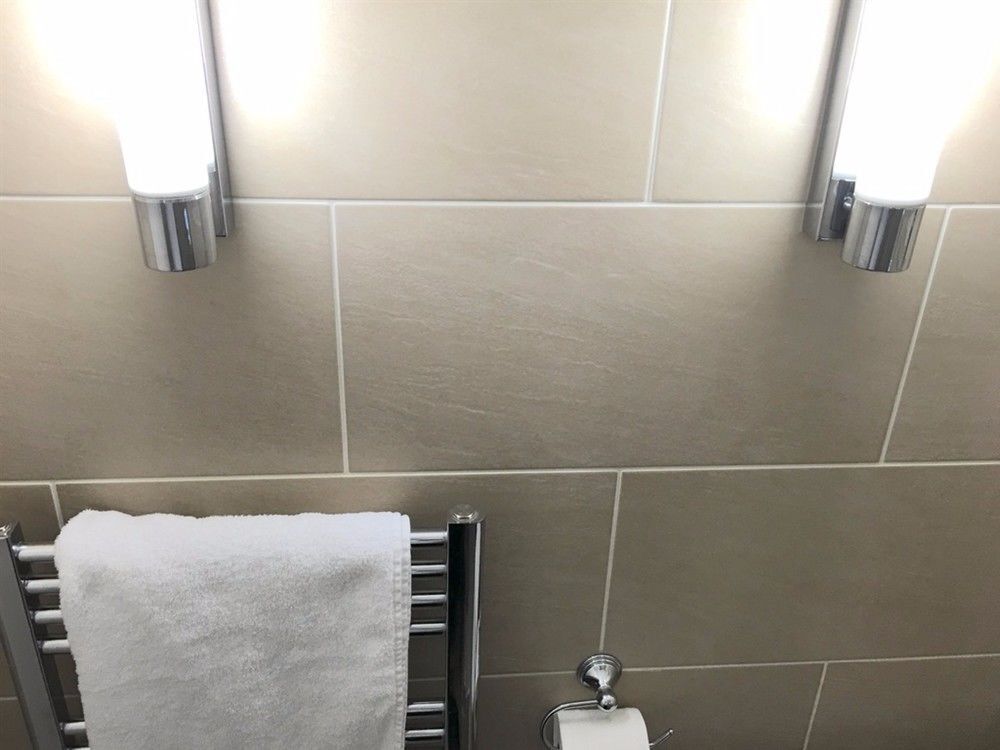 L L V Studio Apartments Apartment