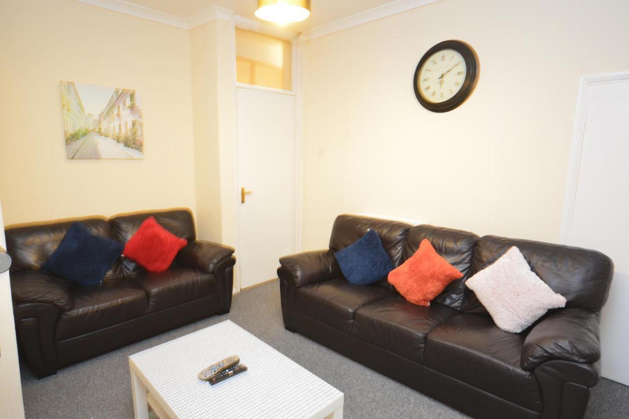 Appartamento Beautiful Two Bedroom Near O2 Arena Londra