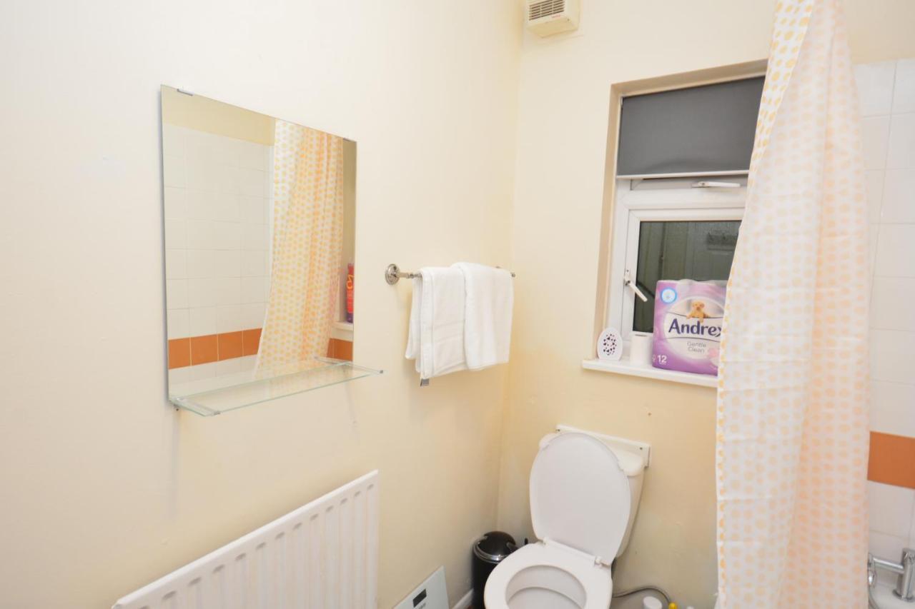 Appartamento Beautiful Two Bedroom Near O2 Arena