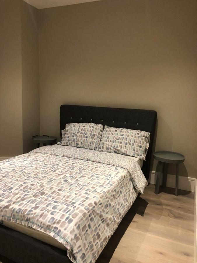 Lägenhet Edgware Road Luxury Serviced *