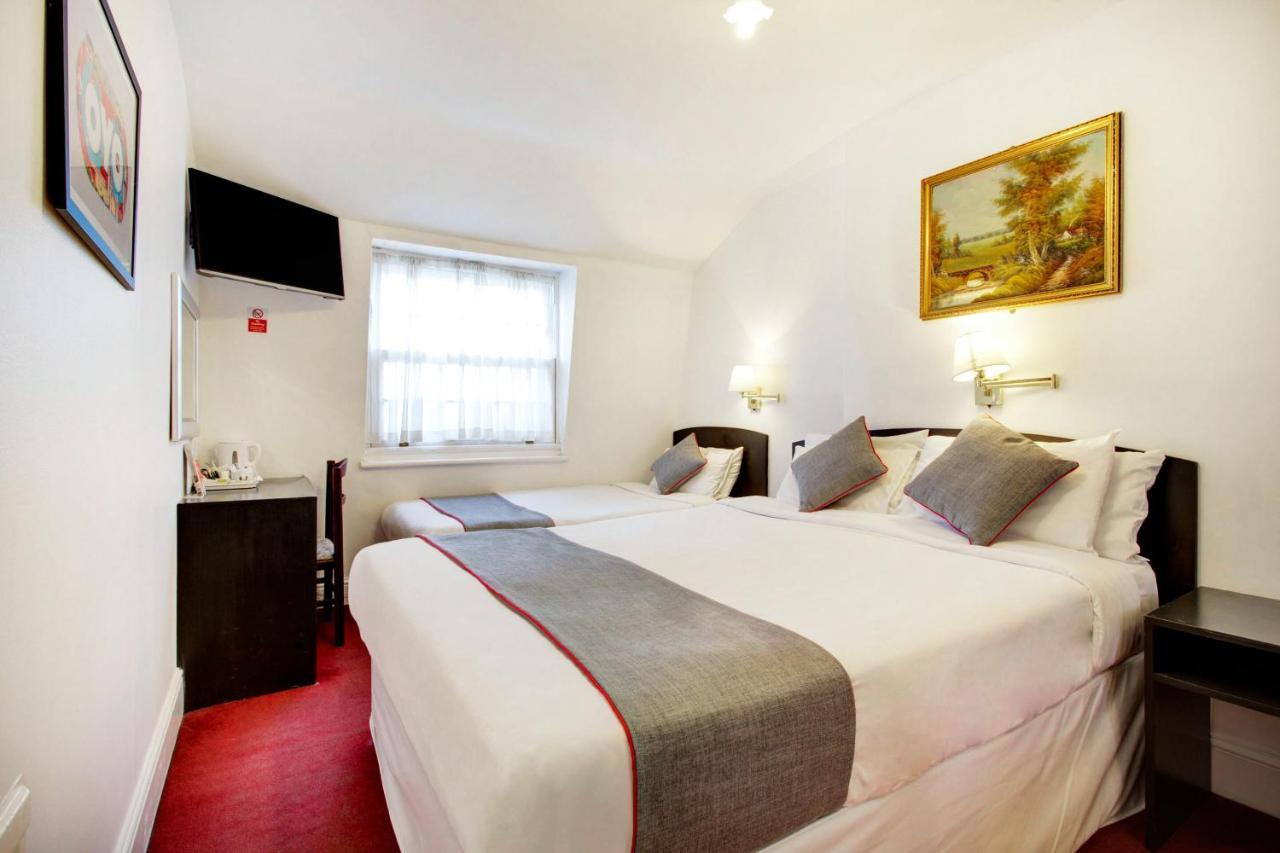 St George's Hotel 2*