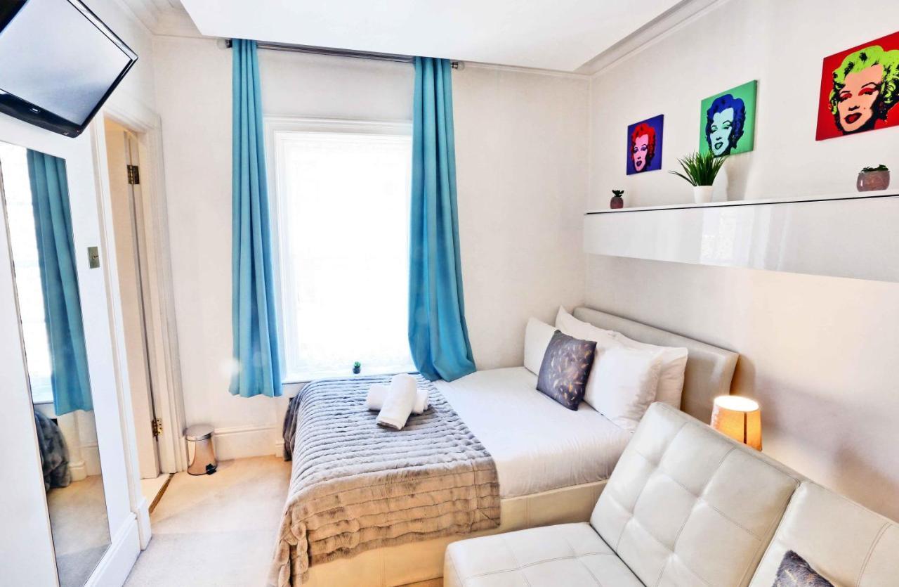 Sophia's 11rooms Piccadilly Circus St Townhouse