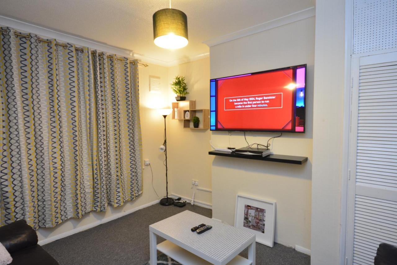 Appartamento Beautiful Two Bedroom Near O2 Arena Londra