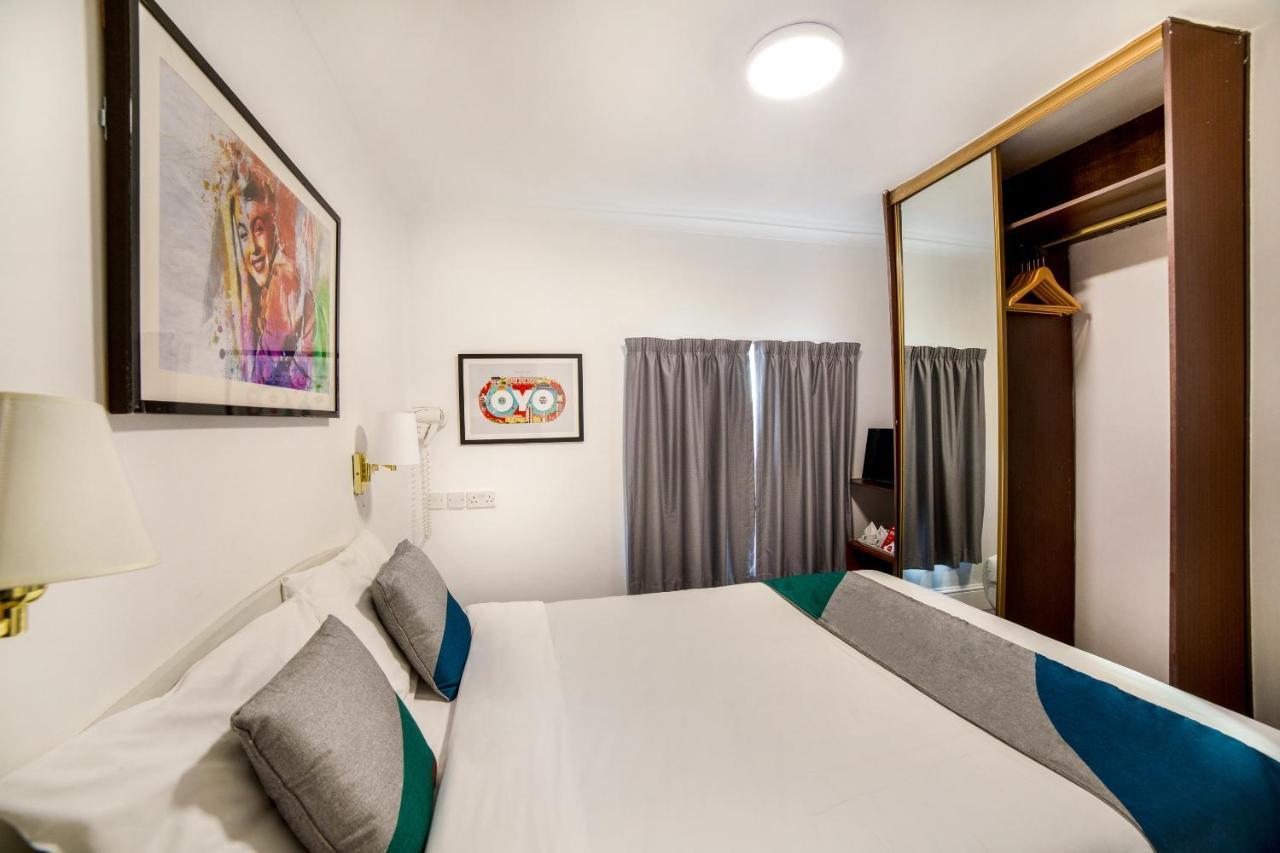 St George's Hotel 2*
