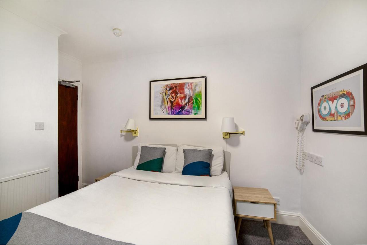 St George's Hotel 2*