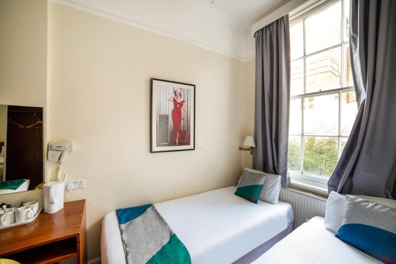 Hotel St George's London