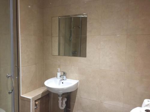 Central London Budget Hotel Apartment