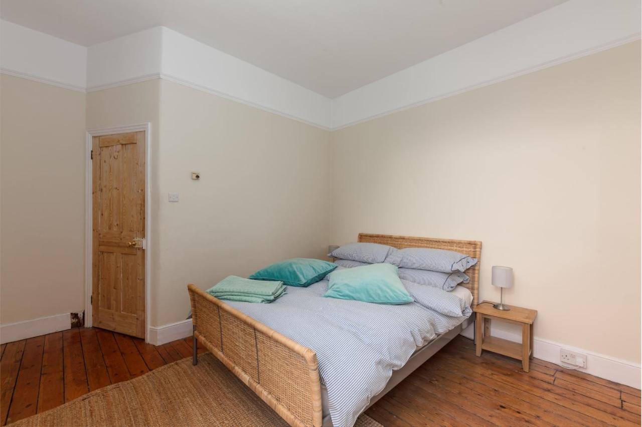 Wix's Lane Apartment *