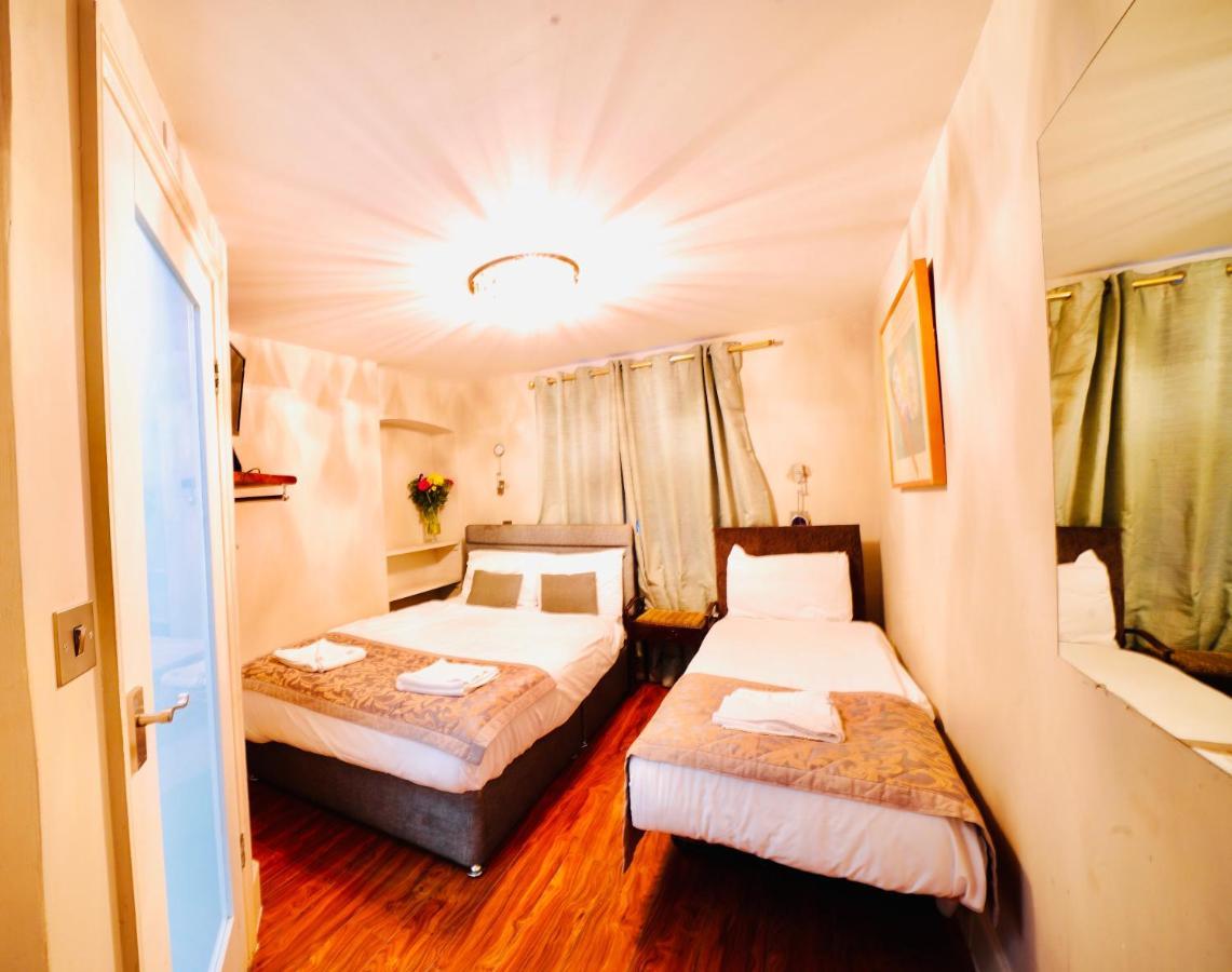 Hotel New Dawn