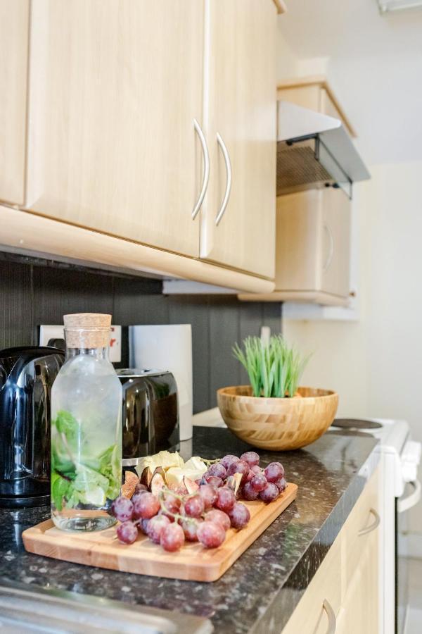 Elegant Kensington With Patio Appartamento *