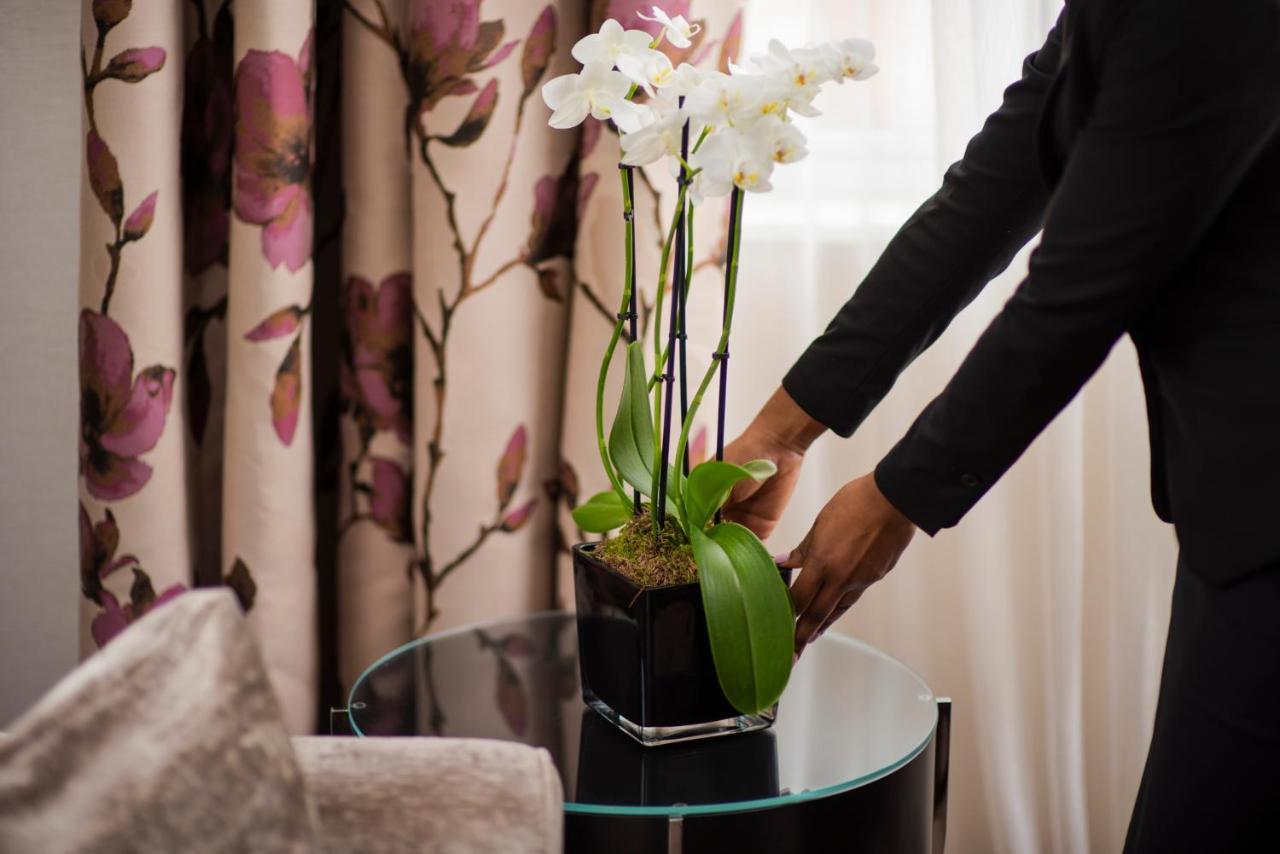 The Westbury Mayfair, A Luxury Collection Hotel, Hotel London