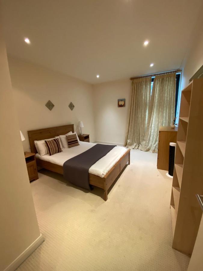 Hommey Luxury - Canary Wharf London