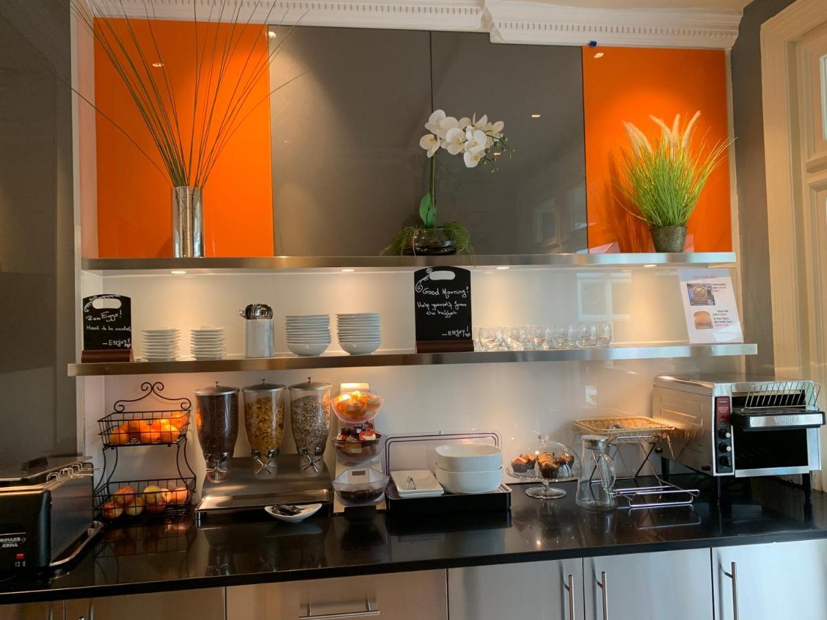 Henley House 4*