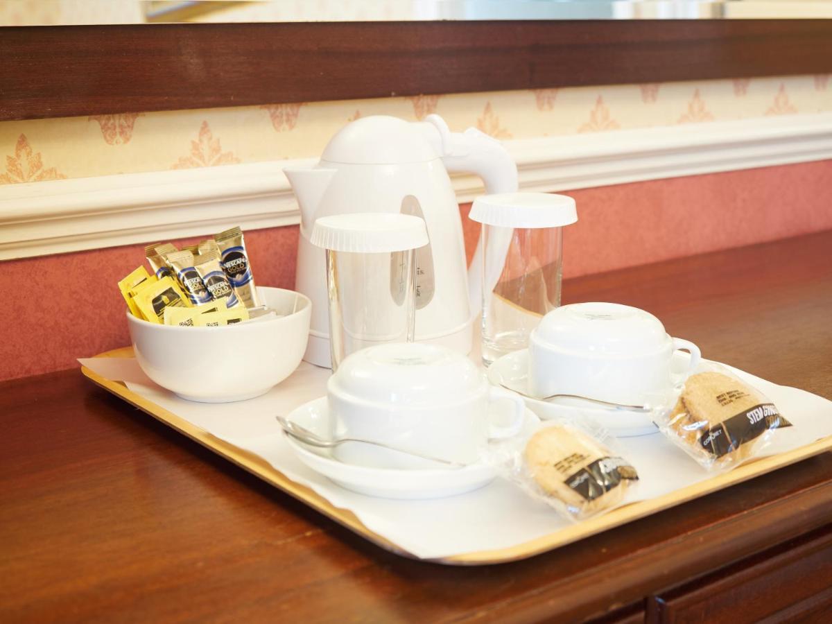 The Diplomat Hotel 3*