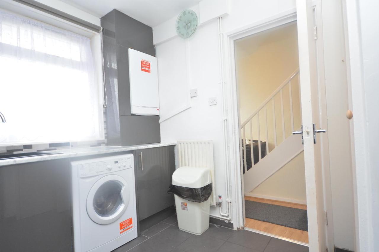 Beautiful Two Bedroom Flat In Brixton London