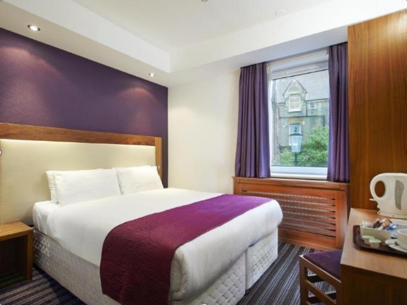 Ambassadors Hotell 3*