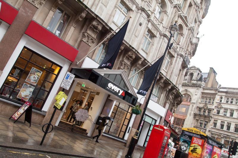 Thistle Piccadilly Hotel London