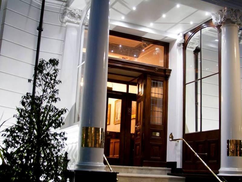 Gem Strathmore Hotel 4*