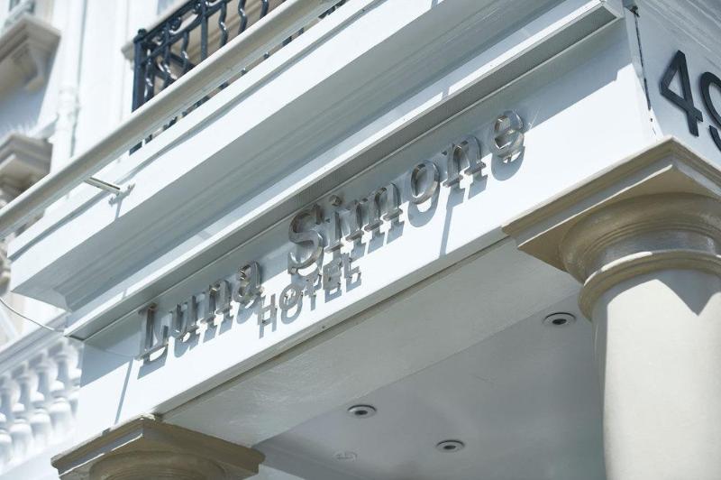 Hotel Luna And Simone